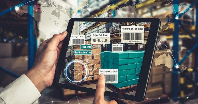 20230420210657_[fpdl.in]_smart-warehouse-management-system-using-augmented-reality-technology_31965-33925